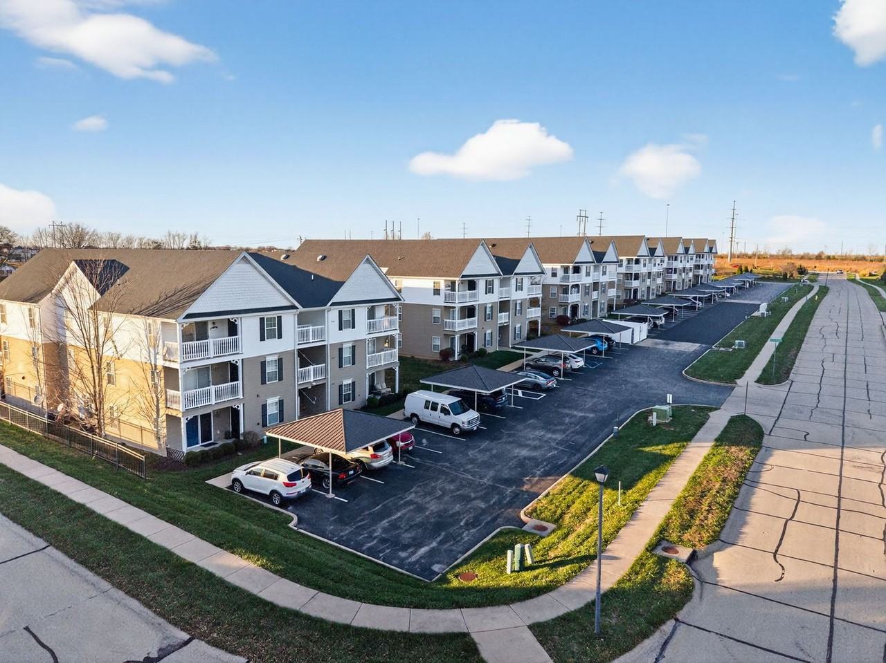 6300 Spring River Dr - Photo 2 of 35