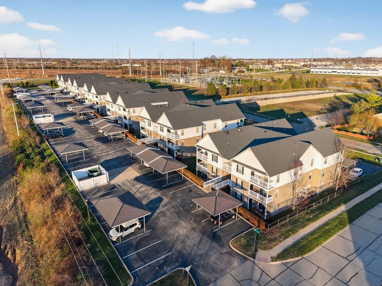 6300 Spring River Dr - Photo 4 of 35