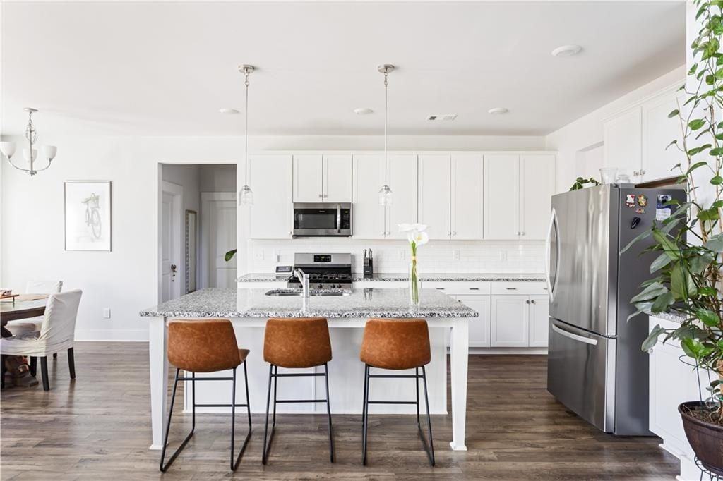 201 Aspen Valley Lane - Photo 4 of 20