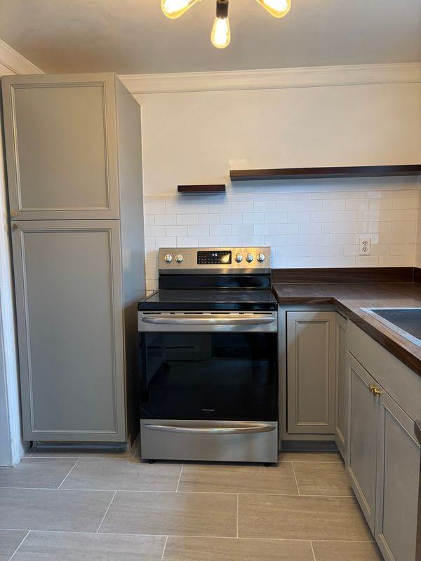 49 Grandview Drive ##A - Photo 2 of 6