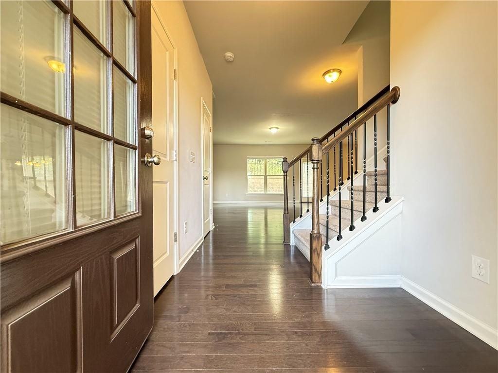 1739 Charcoal Ives Rd - Photo 4 of 36