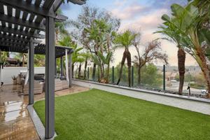 featured image of 23 Wayfaire