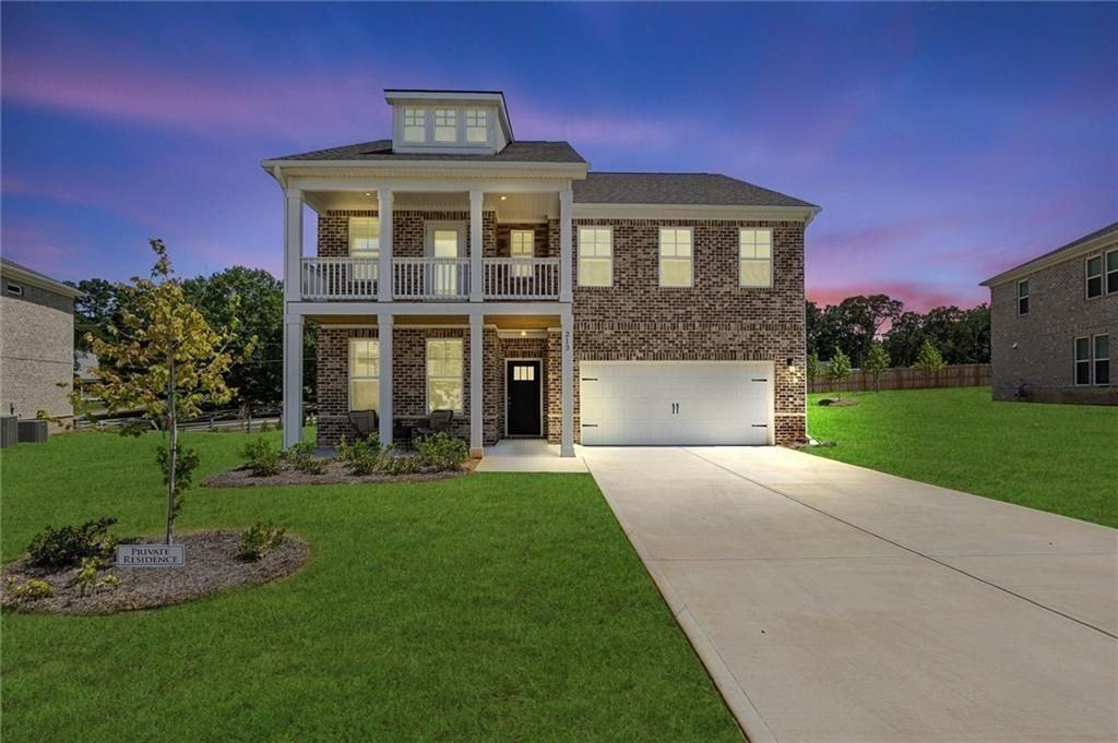 213 Chiswick Loop - Photo 2 of 50