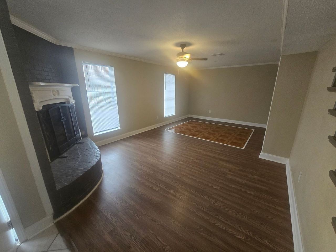 13142 Chateau Court - Photo 3 of 13