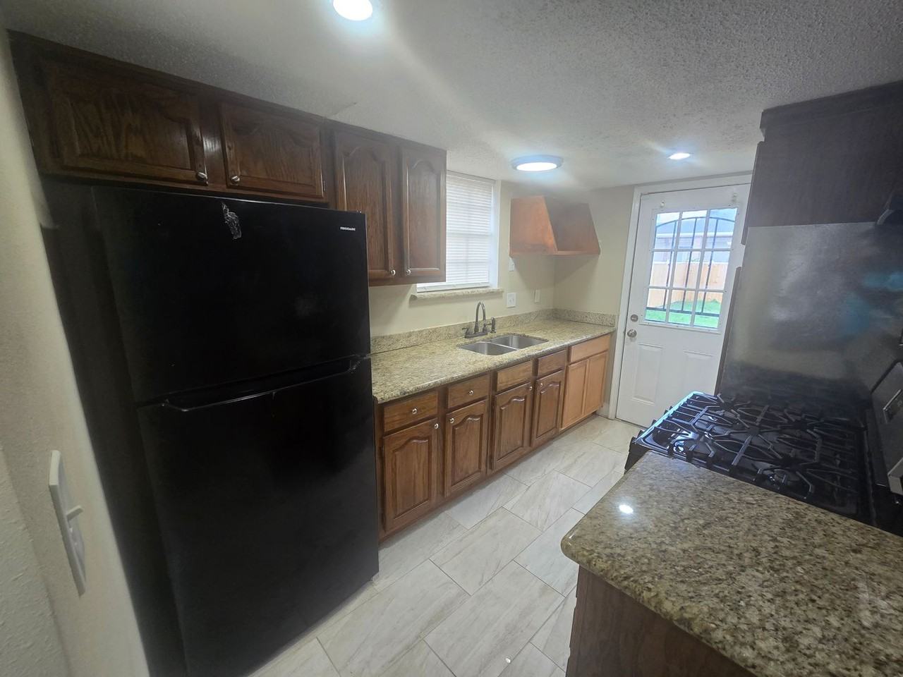 13142 Chateau Court - Photo 5 of 13