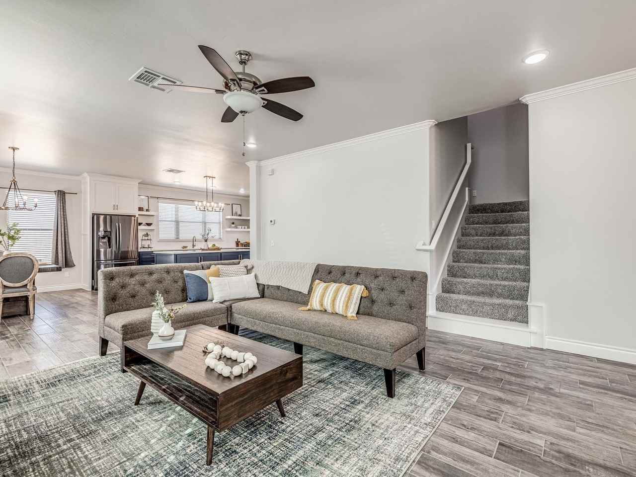 6409 Nw 164th Cir - Photo 4 of 50