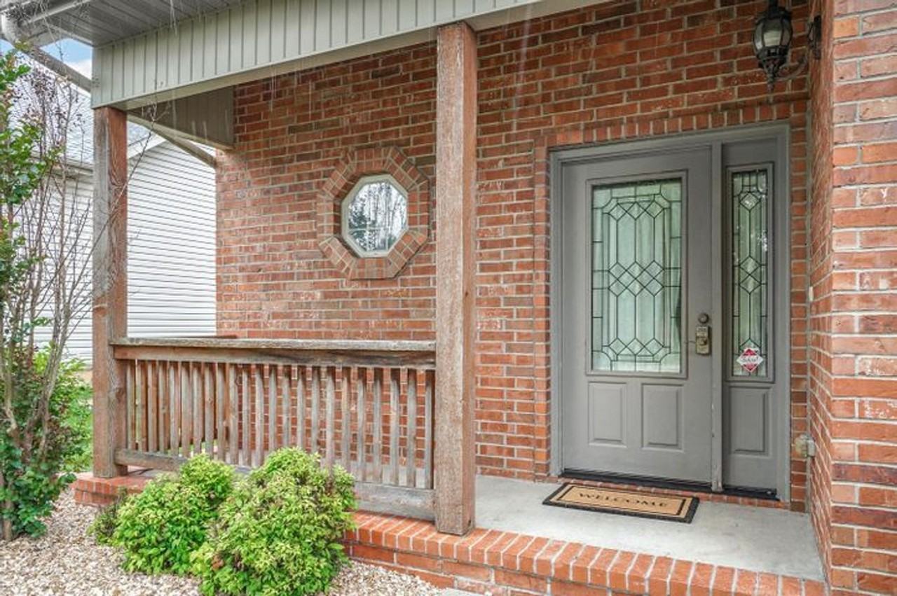 1403 W Maplewood St - Photo 6 of 23