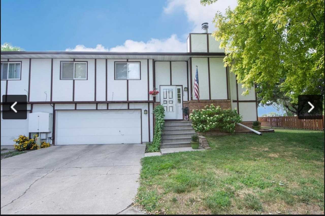 2305 4th Ave S - Photo 2 of 19