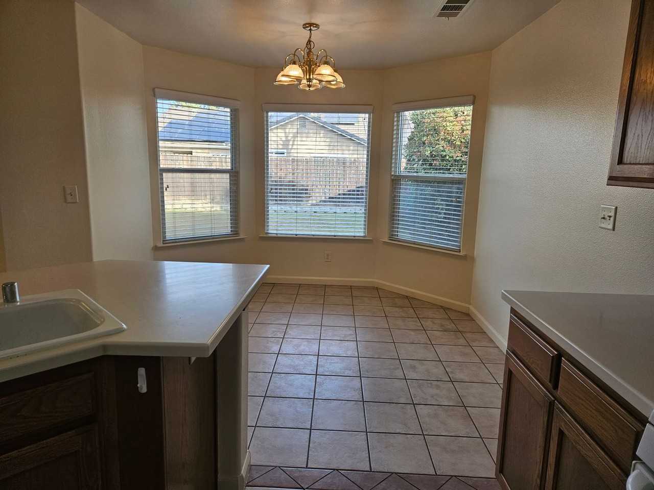 1760 Hunter Avenue - Photo 2 of 10