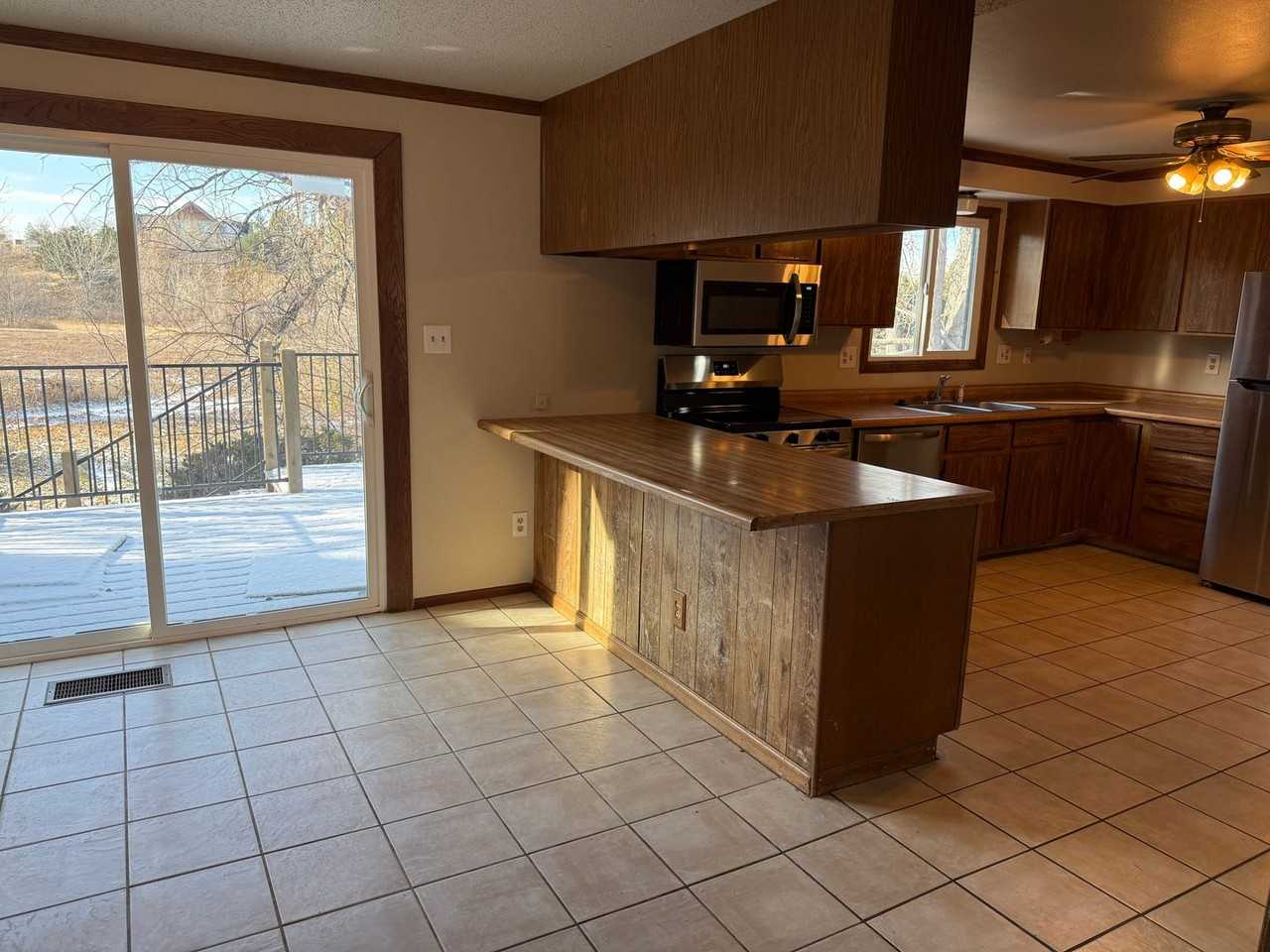 12461 Fourth Street - Photo 5 of 19