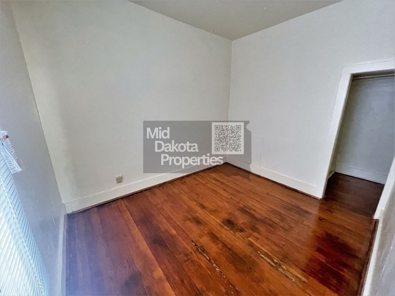 1020 East 1st Avenue - Photo 2 of 12