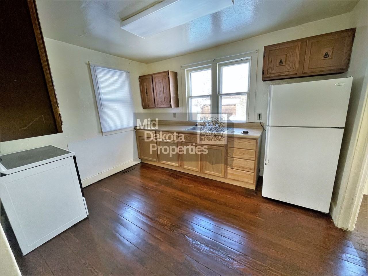 1020 East 1st Avenue - Photo 7 of 12