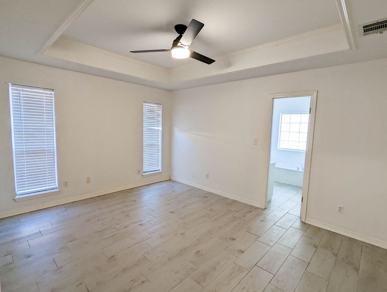 5308 Lantana Ln - Photo 4 of 11