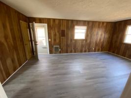 featured image of 39 Warbler Lane