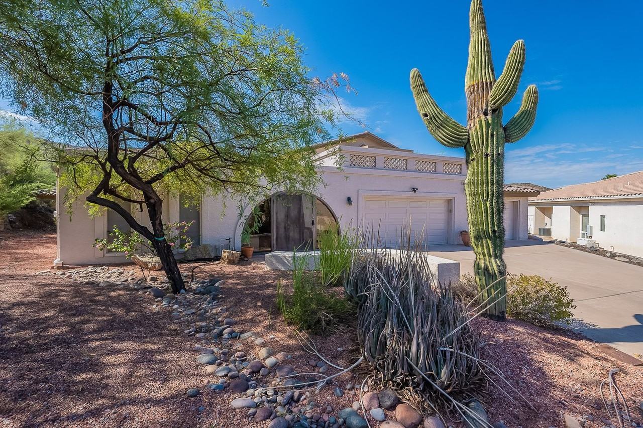 13003 N 10th Ave - Photo 2 of 50