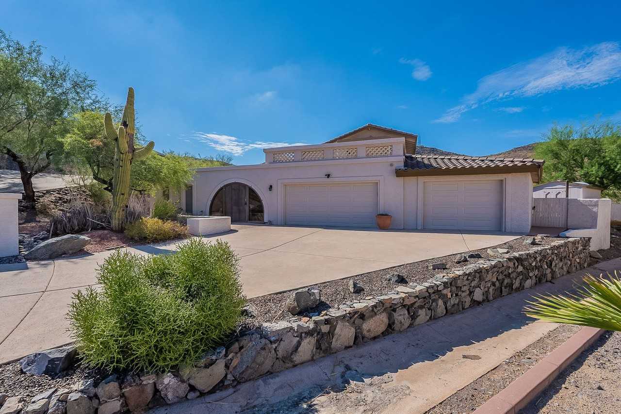 13003 N 10th Ave - Photo 4 of 50