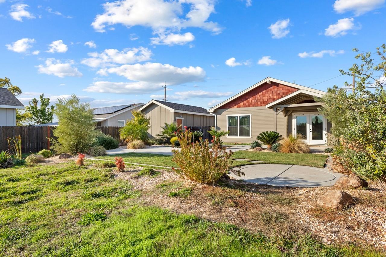 1283 9th Street - Photo 6 of 14