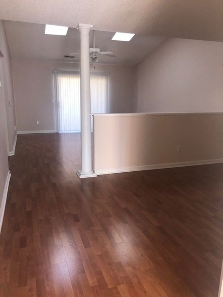 4639 Mcclelland Drive - Photo 3 of 11