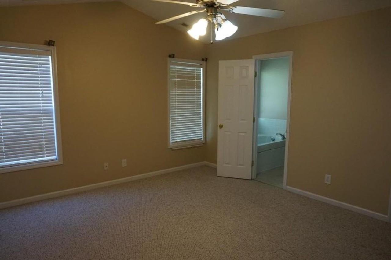 8304 English Saddle Dr - Photo 7 of 11