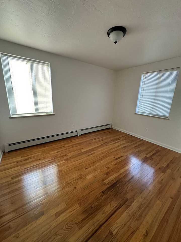 1365 West Gill Place - Photo 6 of 10