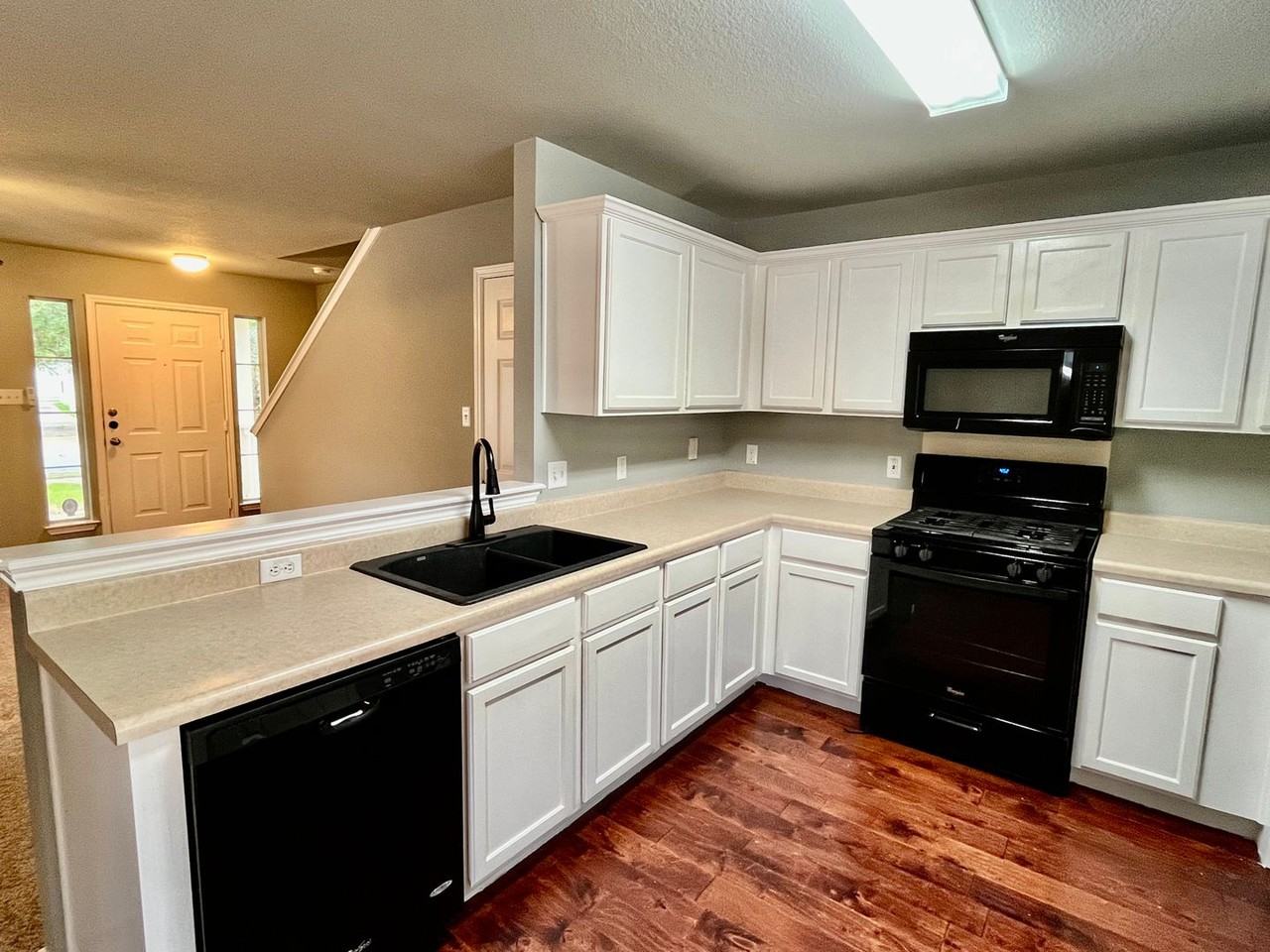 2825 Deerfern Lane - Photo 7 of 17