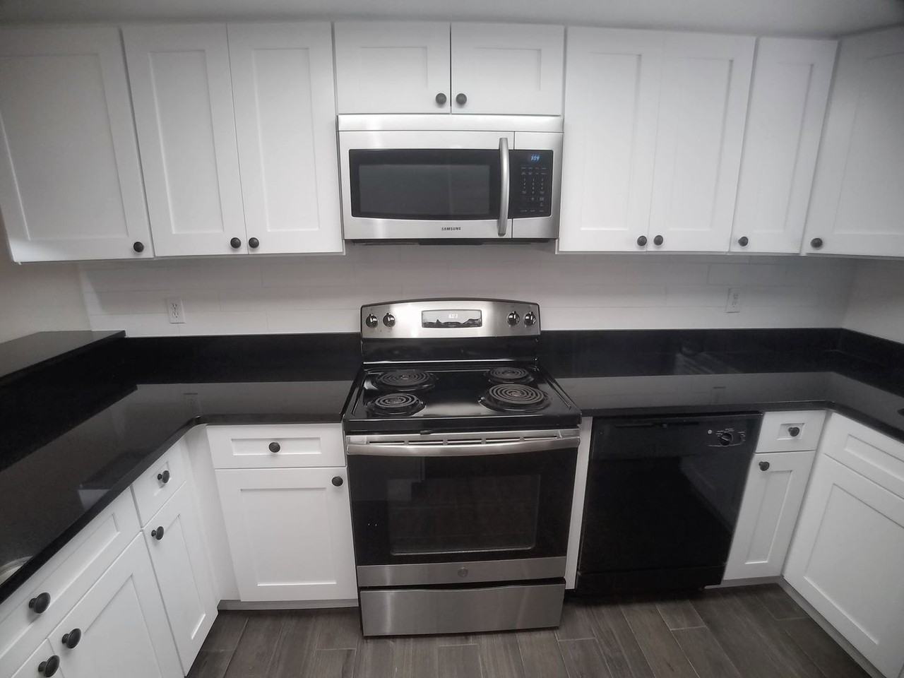 633 Trinidad Ct #633 - Photo 5 of 26