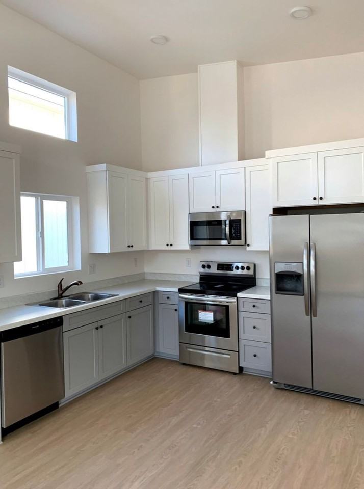 16488 Bassett Dr - Photo 6 of 14