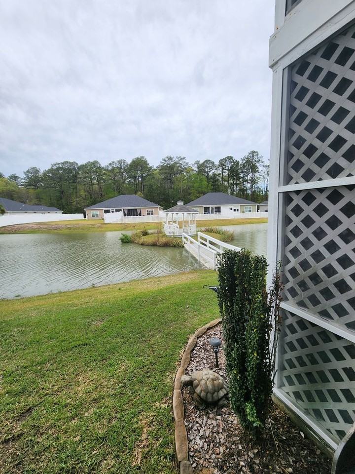 1730 Oakdale Terrace Blvd #7 - Photo 2 of 14