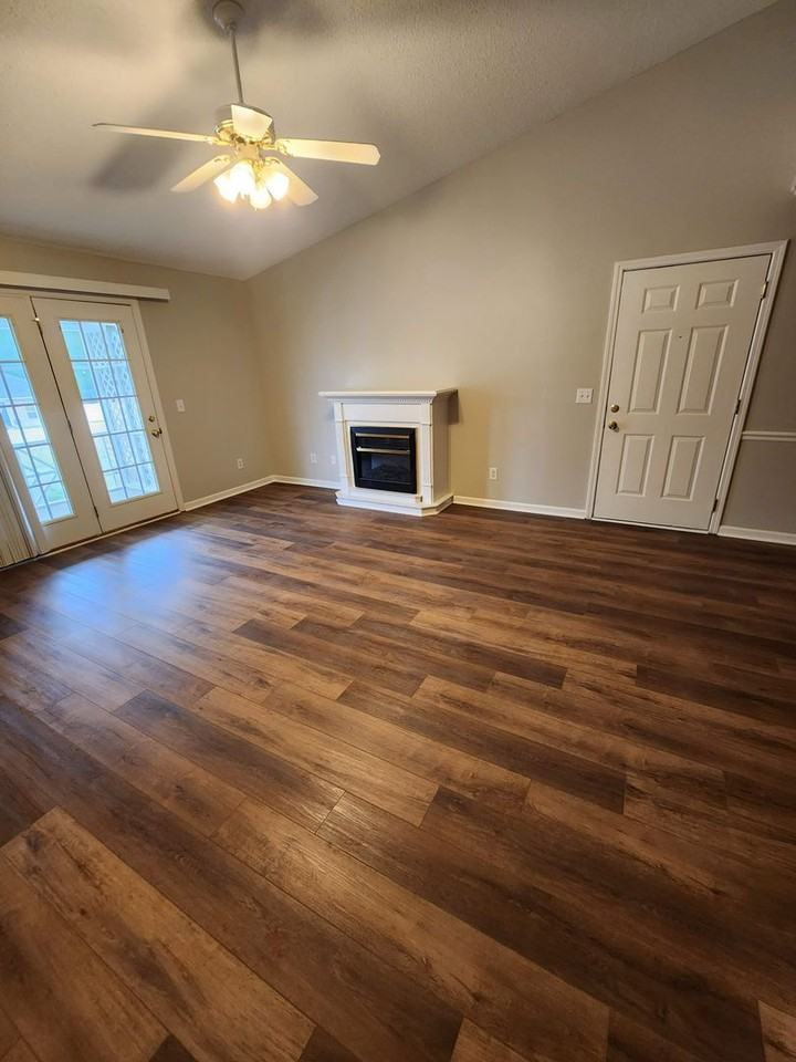 1730 Oakdale Terrace Blvd #7 - Photo 5 of 14