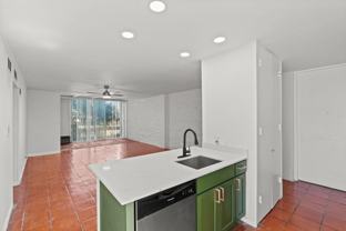 Four Oaks Apartments - Photo 1 of 1