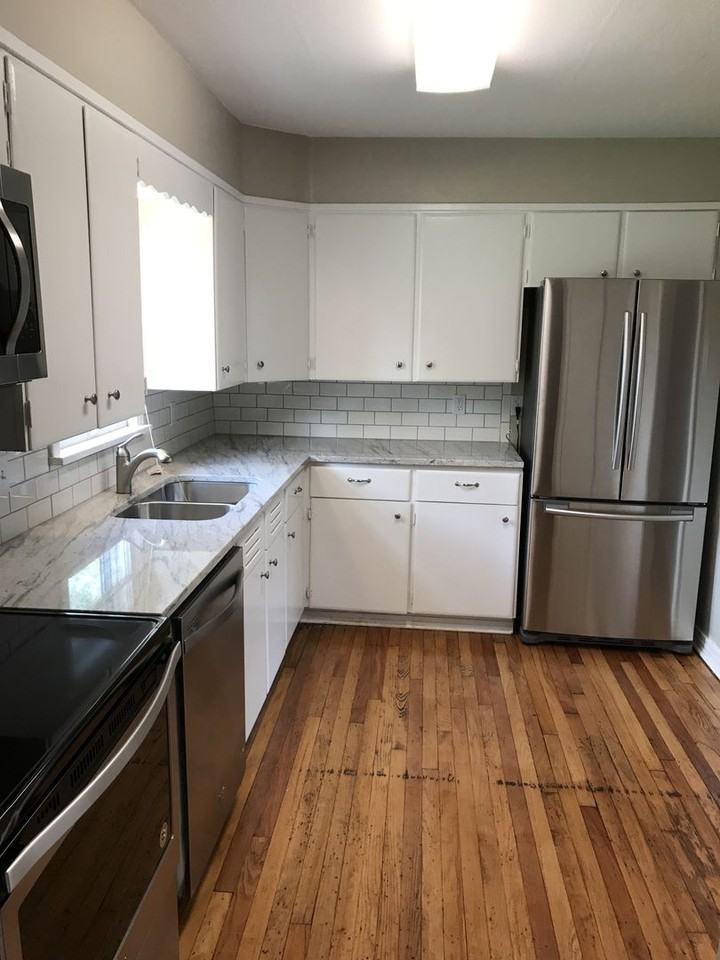 3310 31st Street - Photo 3 of 14