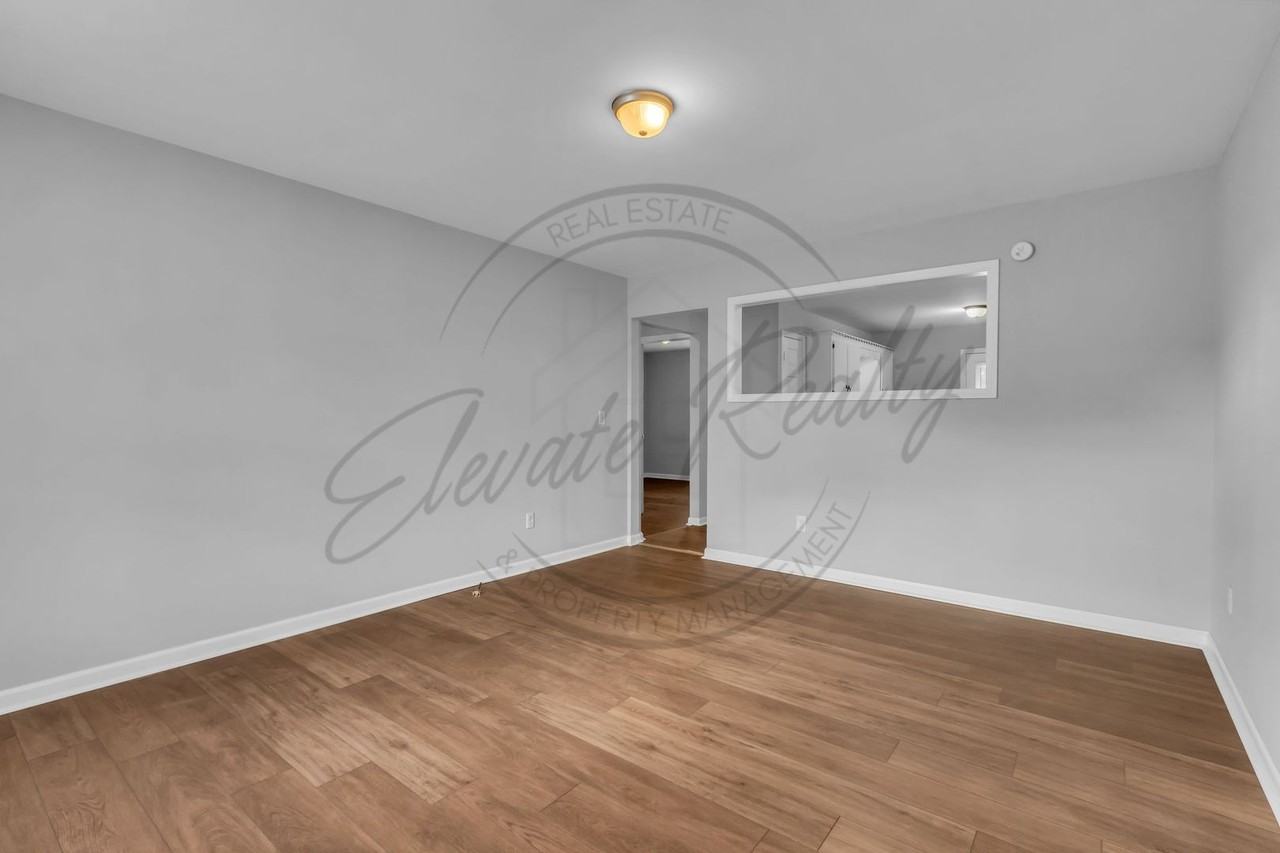 109 Cloverdale Dr #A - Photo 6 of 24