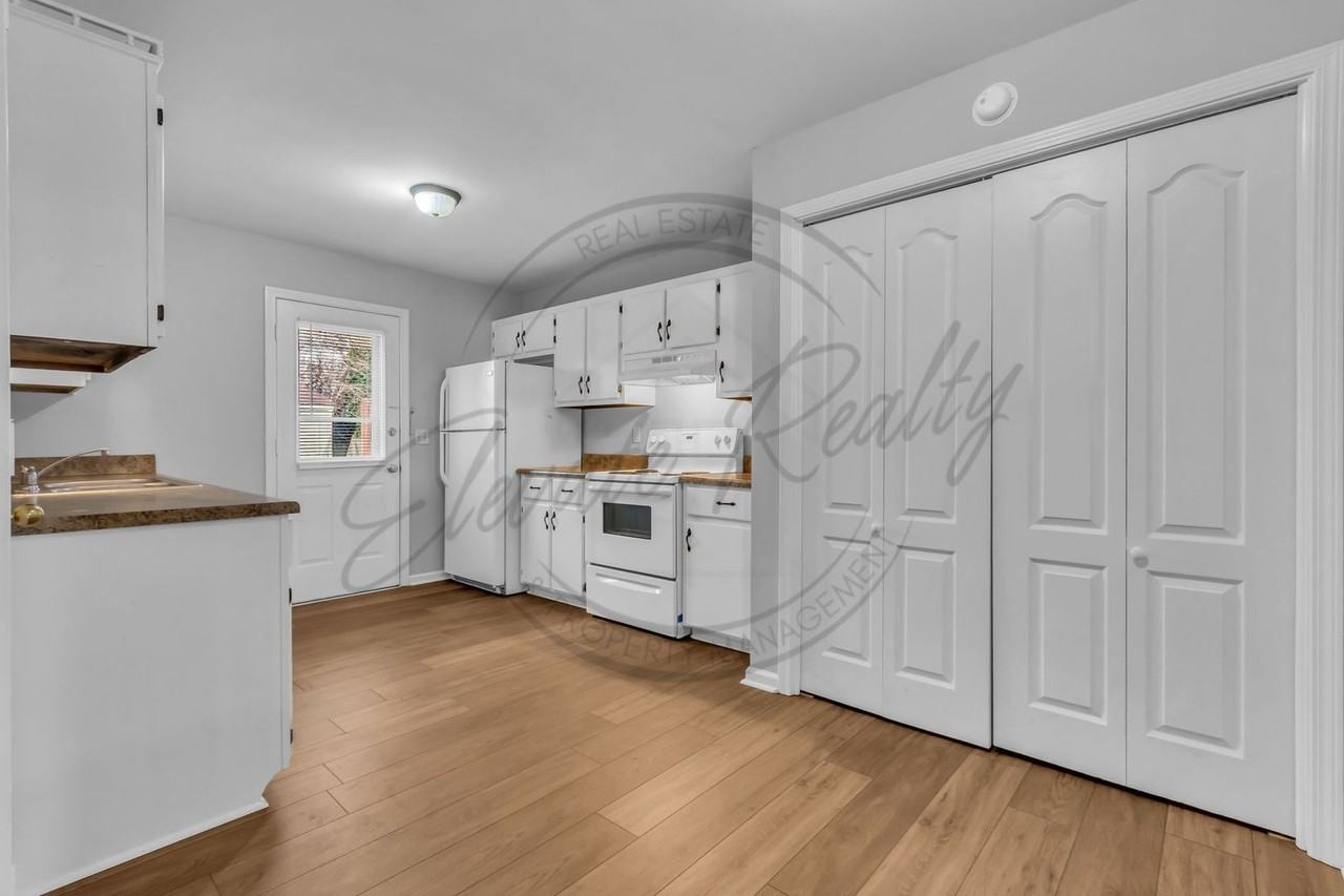 109 Cloverdale Dr #A - Photo 7 of 24