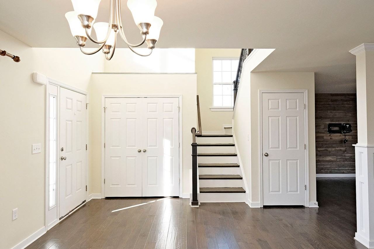 115 Reedy Creek Rd - Photo 3 of 17