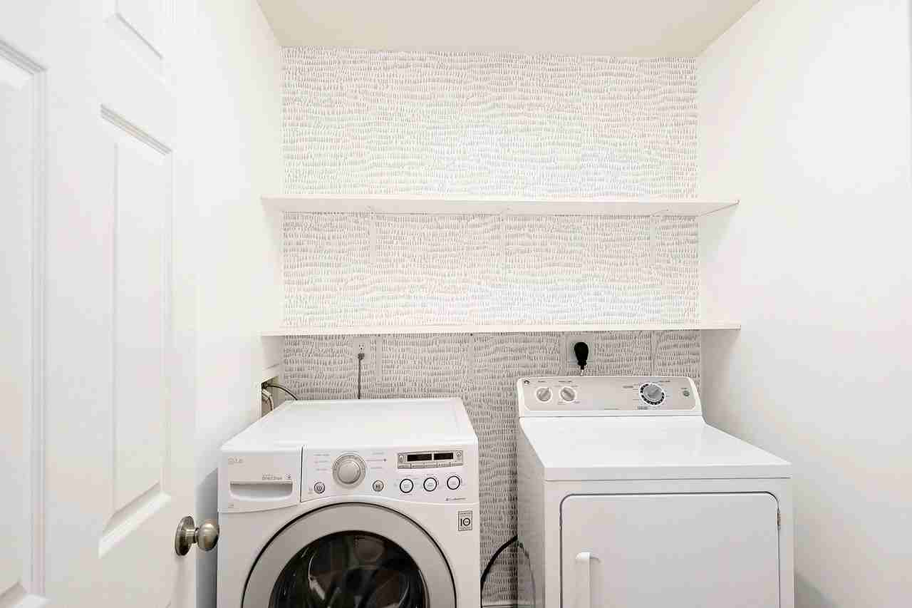 115 Reedy Creek Rd - Photo 6 of 17