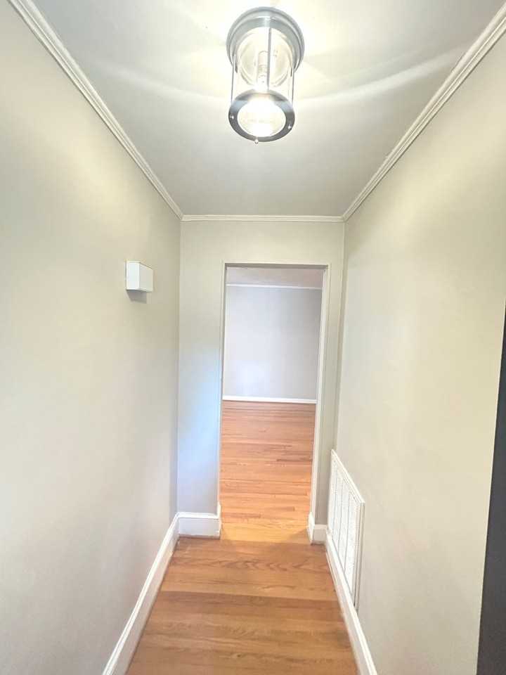 3229 Skycrest Dr - Photo 4 of 19