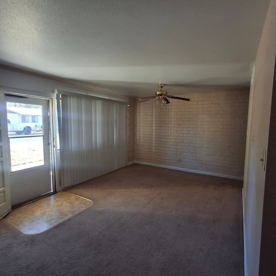 412 Chalcocite Street - Photo 2 of 5