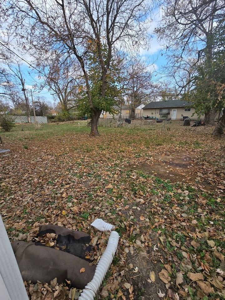 1140 Saint Rose Ln - Photo 2 of 15