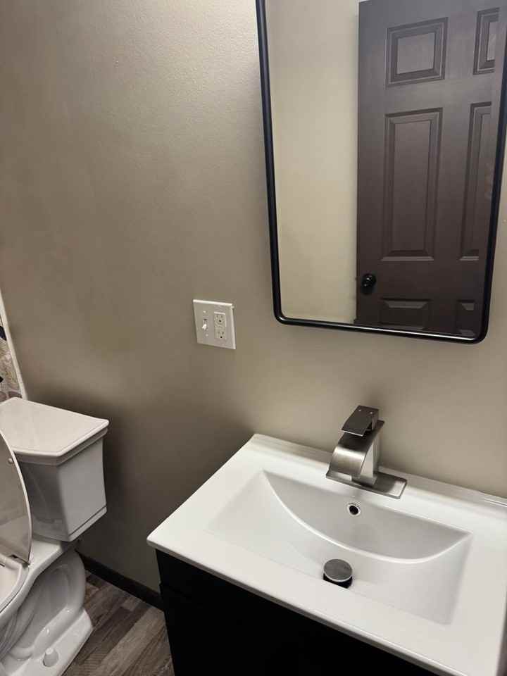 621 Elm Court - Photo 3 of 20