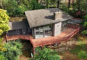 featured image of 5 Club Road