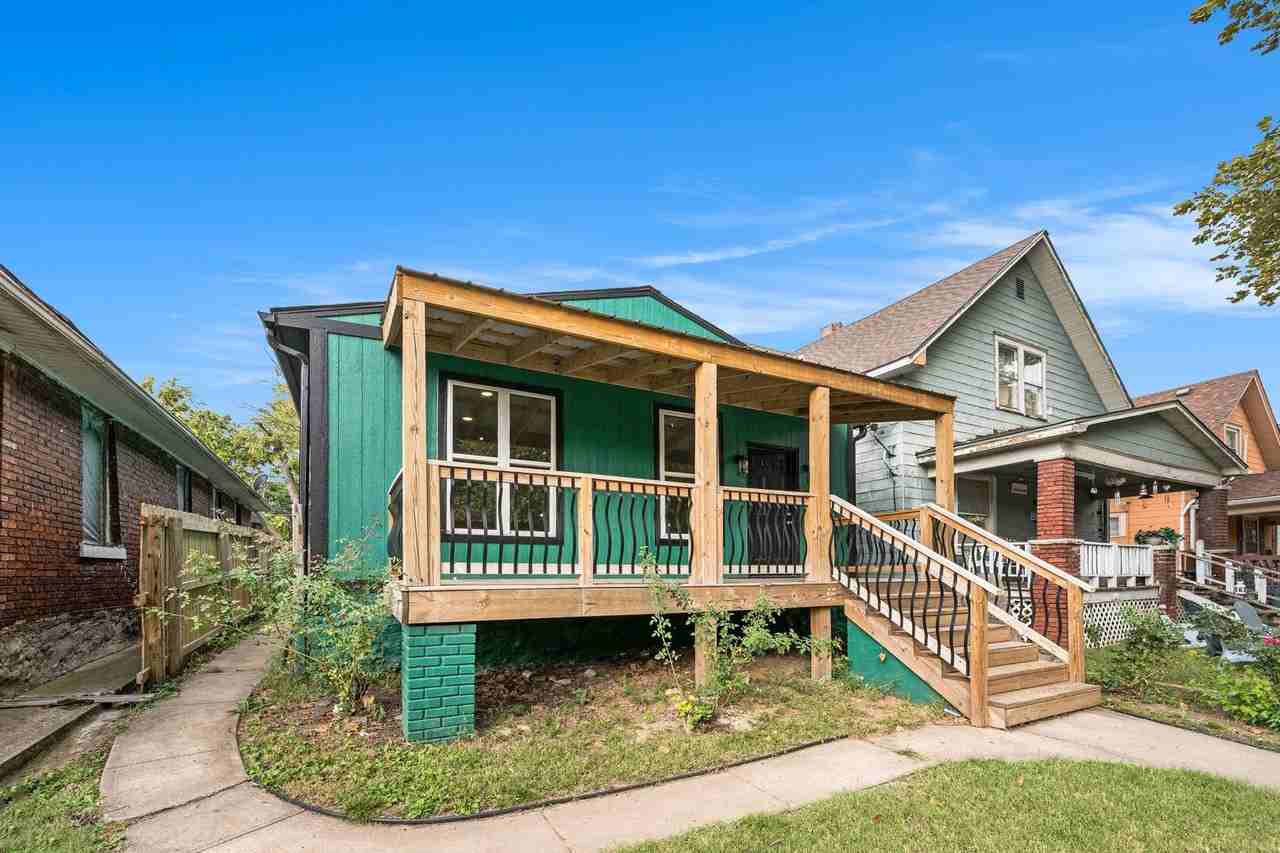 236 S 11th St - Photo 4 of 28