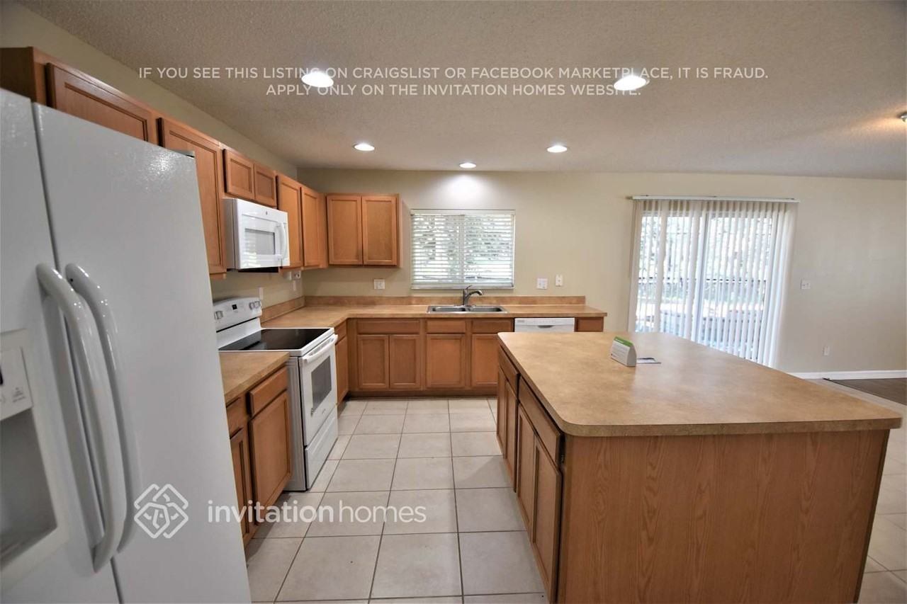 16930 Sunrise Vista Dr - Photo 5 of 17