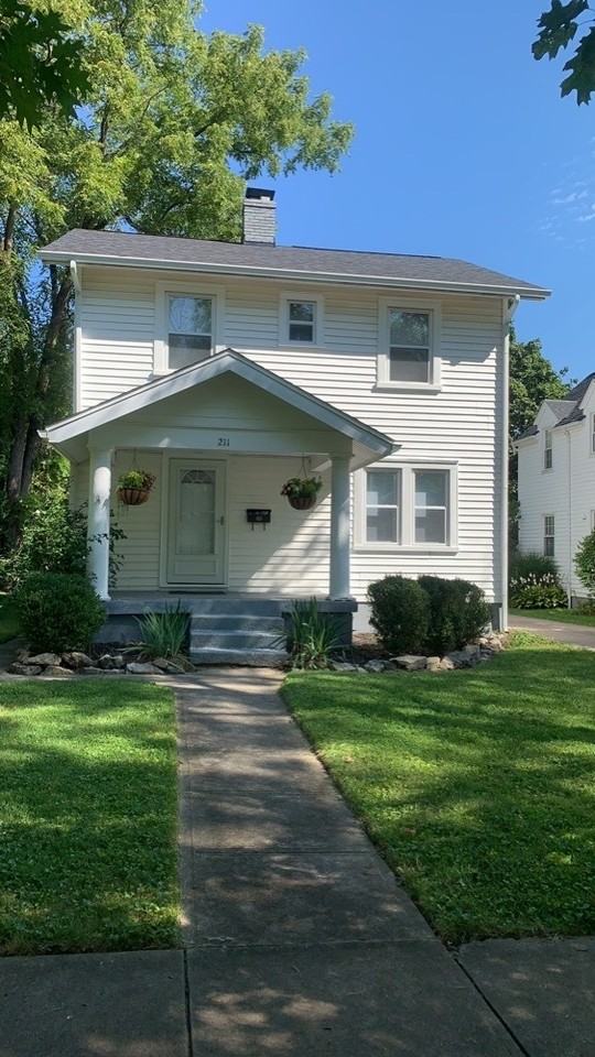 211 Hadley Ave - Photo 2 of 37