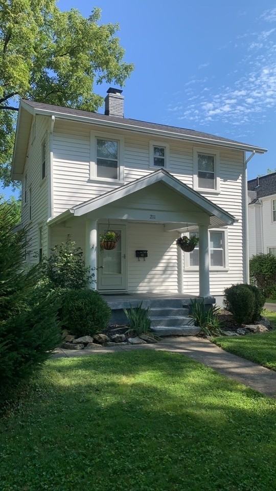 211 Hadley Ave - Photo 4 of 37