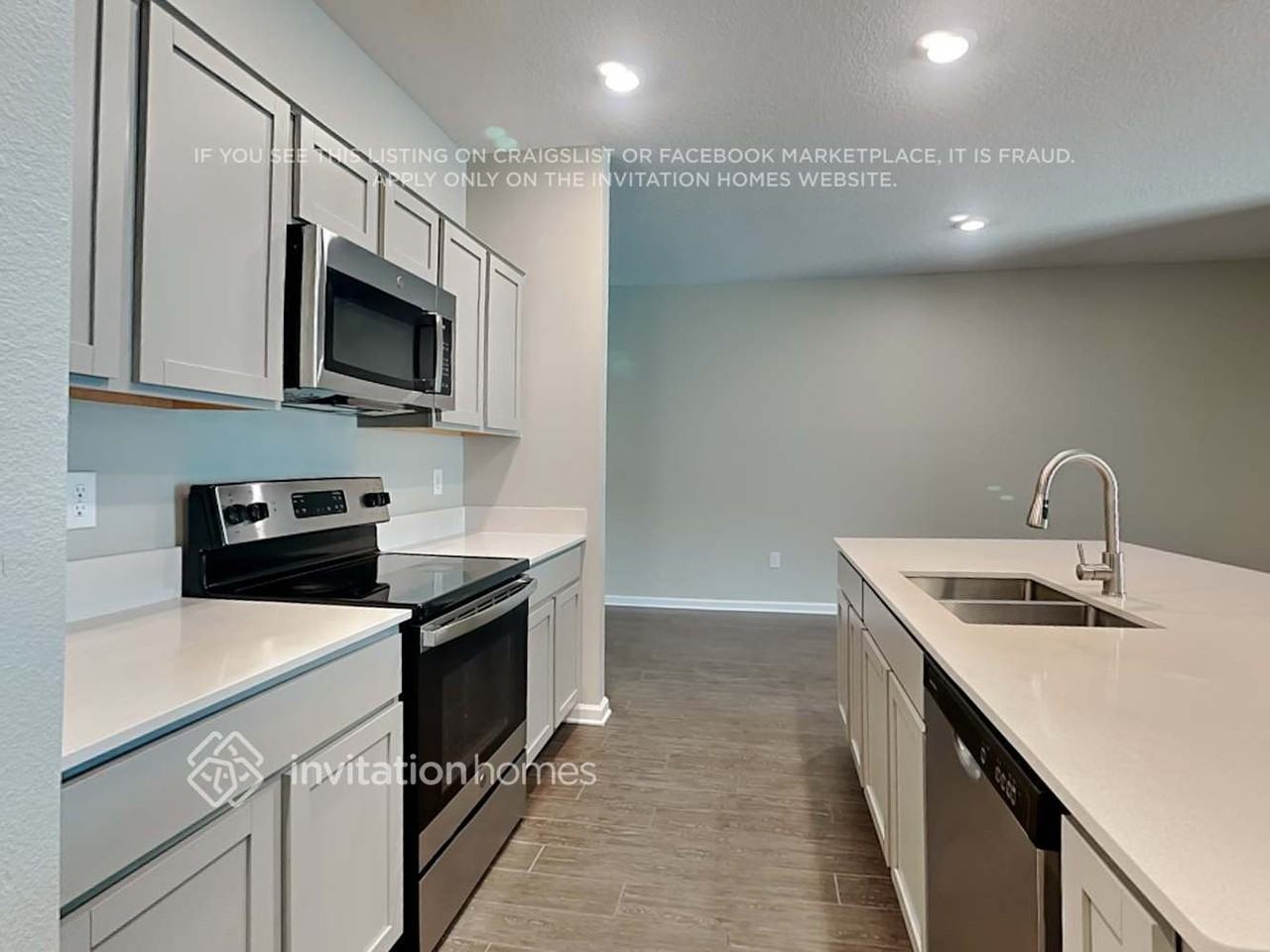 1070 Caitlin Loop - Photo 5 of 12