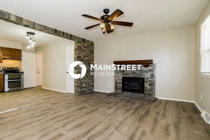 1914 Willow Street - Photo 4 of 17