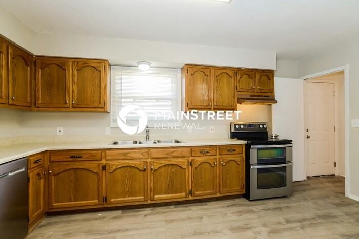 1914 Willow Street - Photo 7 of 17