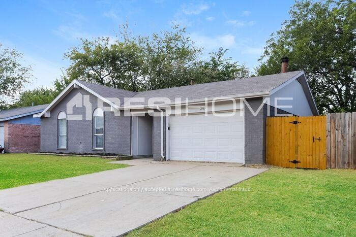 2133 Sheriff Dr - Photo 2 of 18