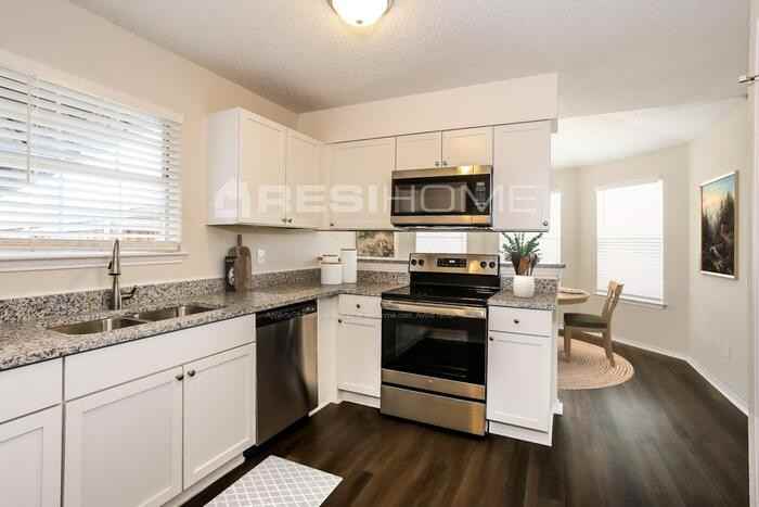 1400 Beckwith Dr - Photo 3 of 17