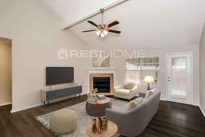 1400 Beckwith Dr - Photo 5 of 17